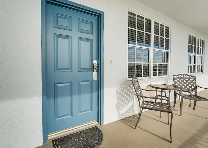 2 Blocks To Clearwater Beach: Walkable Coastal Gem Clearwater Beach