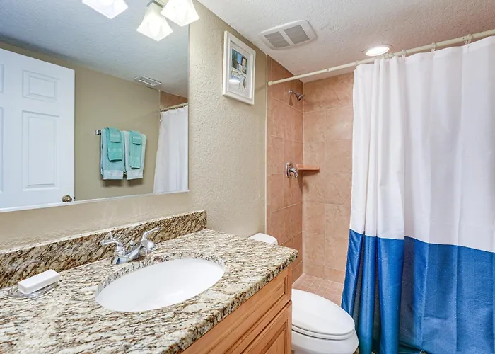 Ferienhaus 2 Blocks To Clearwater Beach: Walkable Coastal Gem